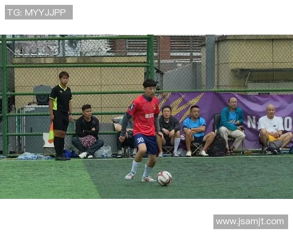 杭州足球队的灵活性探讨与发展前景分析