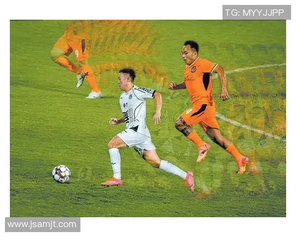 华丽球风与足球艺术的完美结合揭秘当代足球明星的魅力与风采